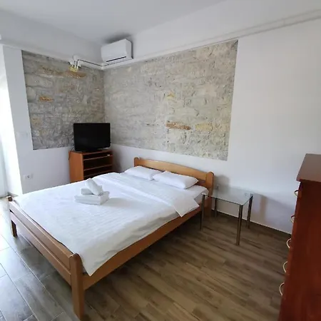 Damir Apartment