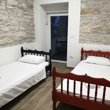 Damir Apartment Pula